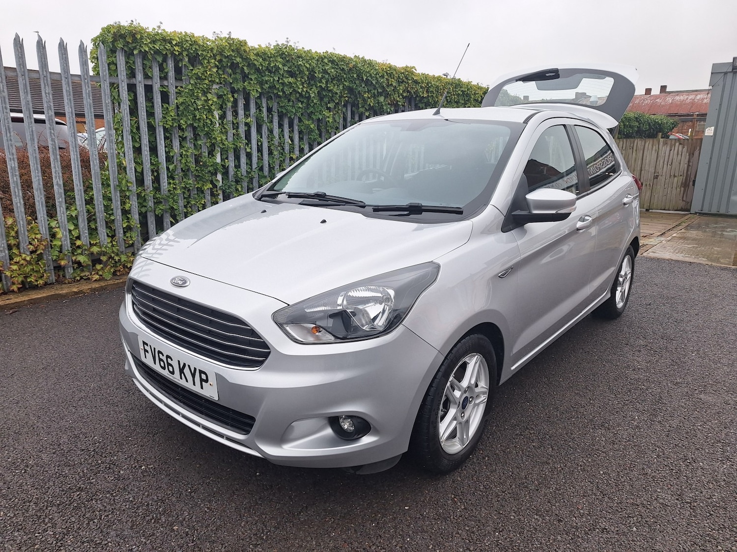 Used Ford Ka+ 2017 for sale - 77395228: Photo 3