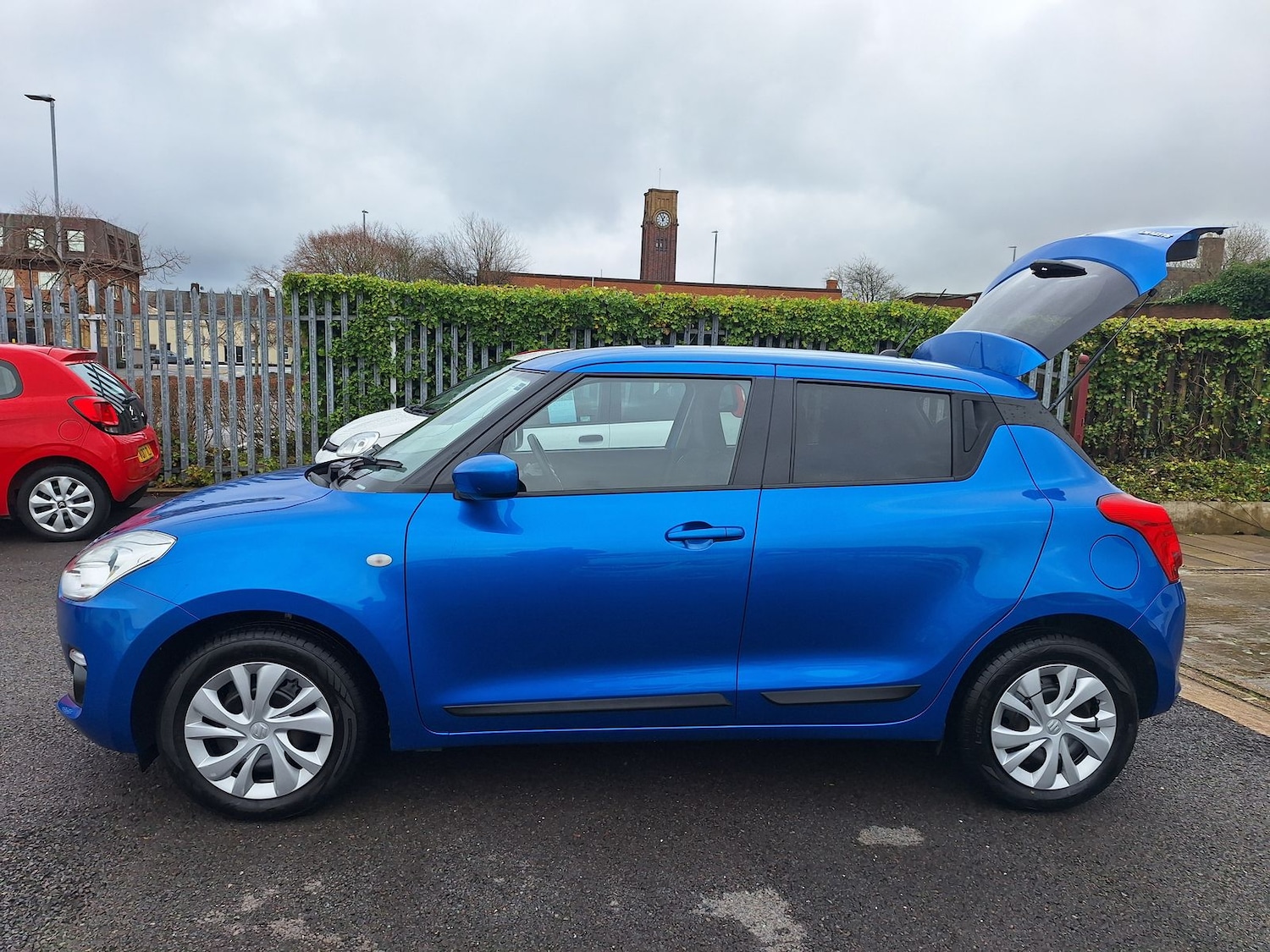 Used Suzuki Swift 2018 for sale - 78059440: Photo 23