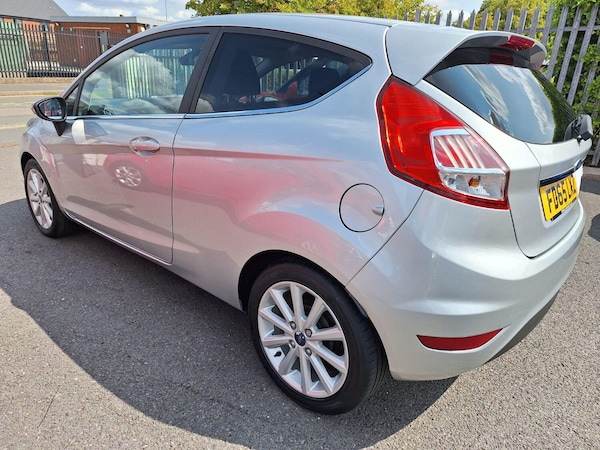 Used Ford Fiesta 2015 for sale - 75706090: Photo 18