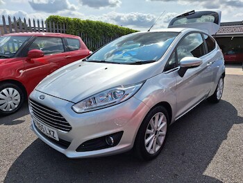 Used Ford Fiesta 2015 for sale - 75706090: Photo