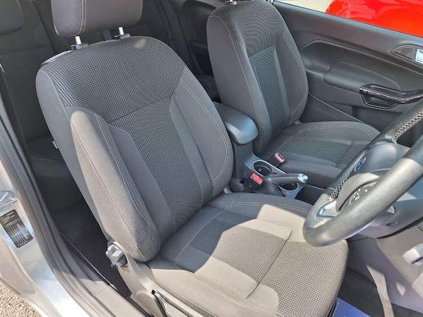 Used Ford Fiesta 2015 for sale - 75706090: Photo 27