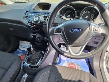 Used Ford Fiesta 2015 for sale - 75706090: Photo
