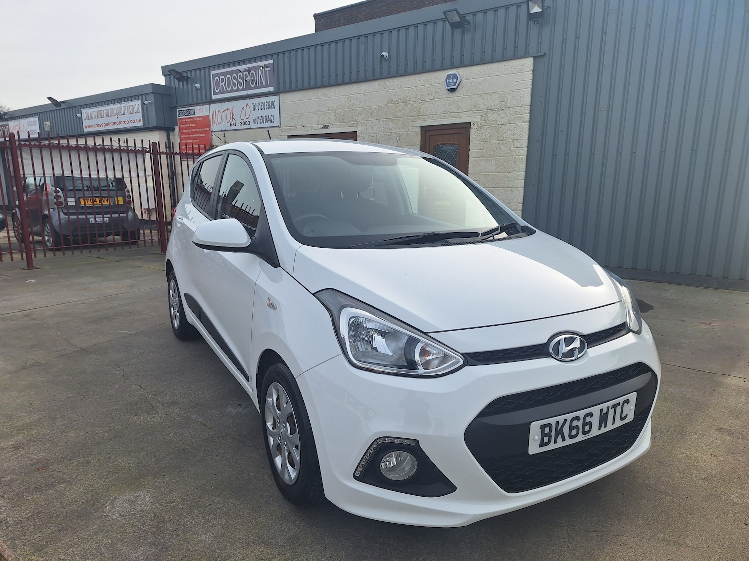 Used Hyundai i10 2016 for sale - 77595356: Photo 44