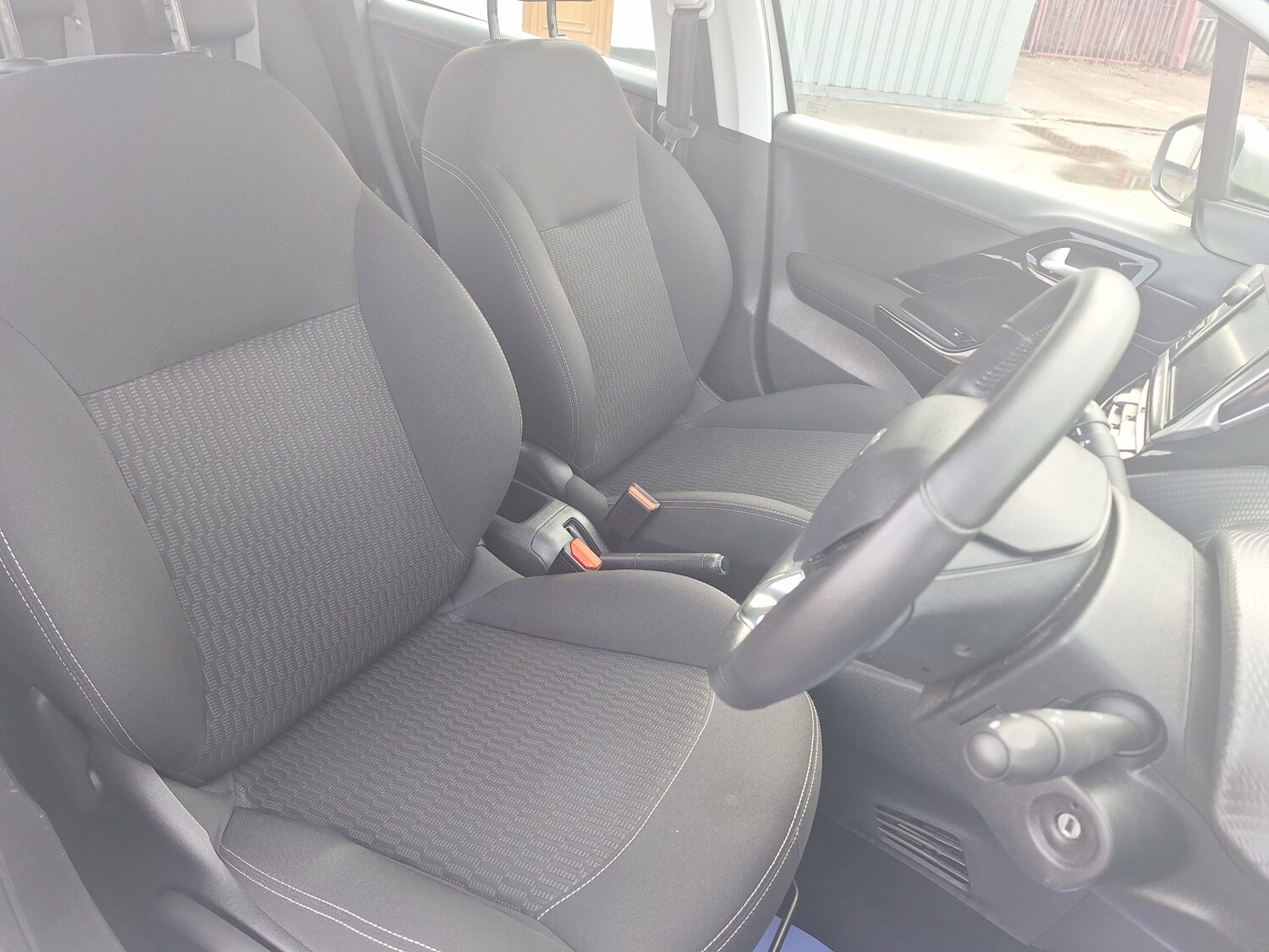 Used Peugeot 208 2018 for sale - 77572707: Photo 28