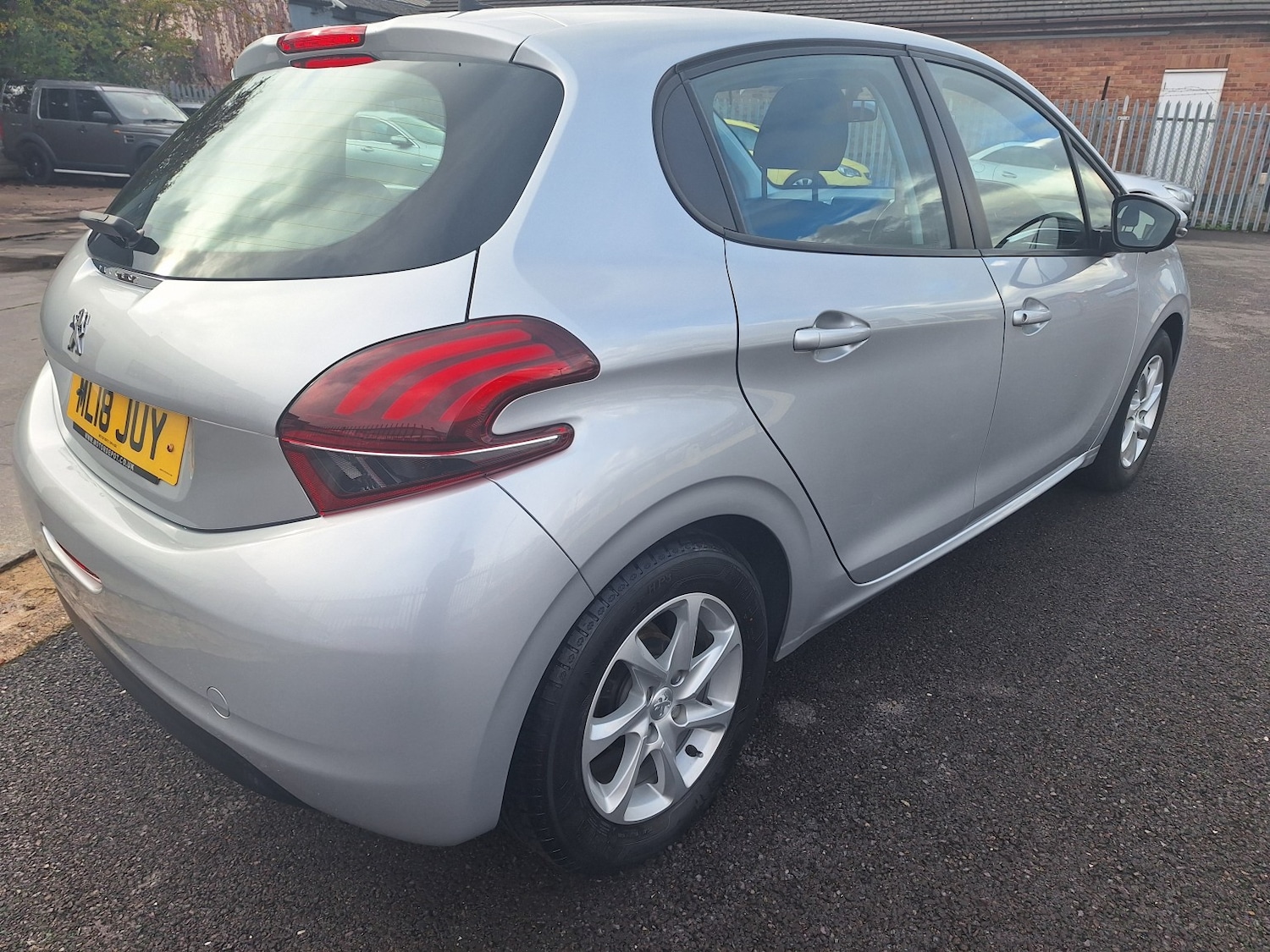 Used Peugeot 208 2018 for sale - 77572707: Photo 30