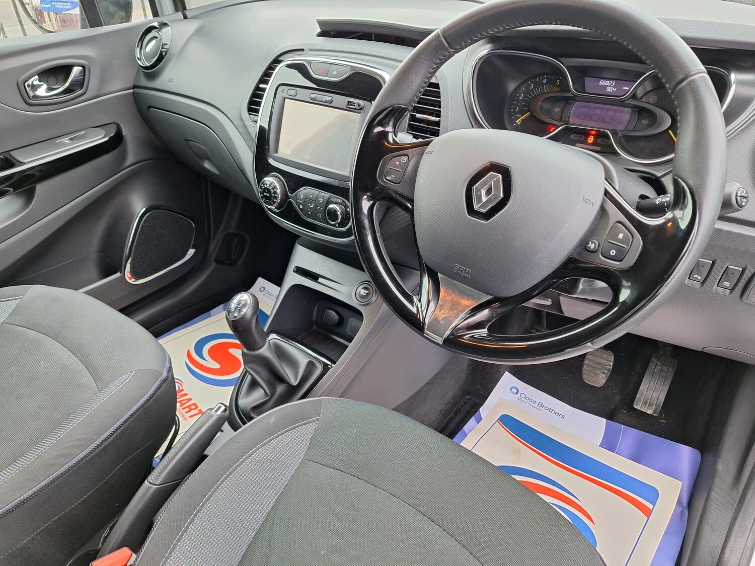 Used Renault Captur 2016 for sale - 77465780: Photo 33