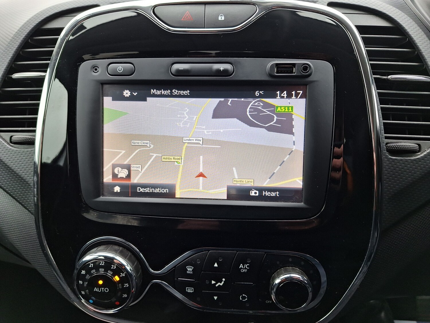 Used Renault Captur 2016 for sale - 77465780: Photo 6