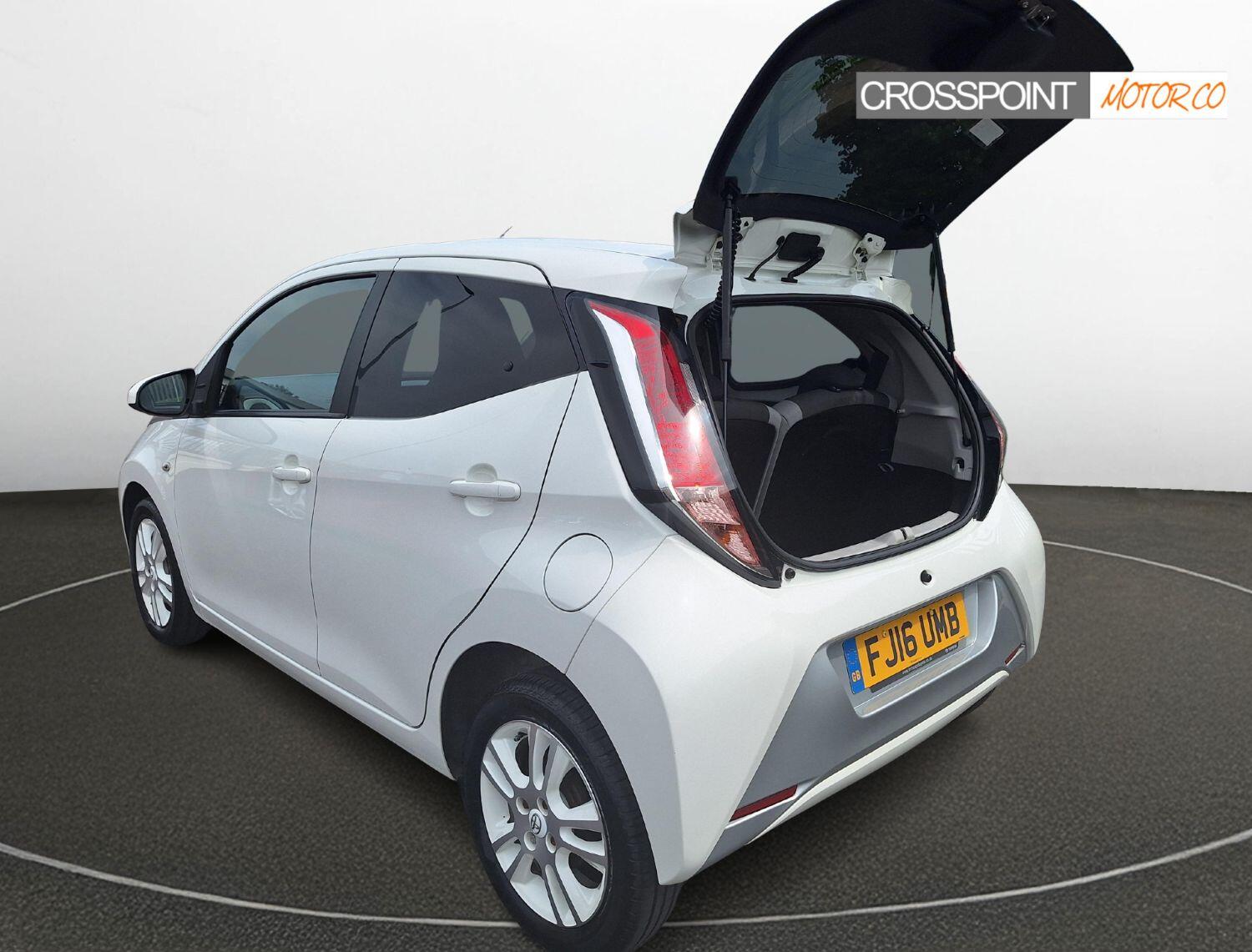 Used Toyota AYGO 2016 for sale - 76376912: Photo 19