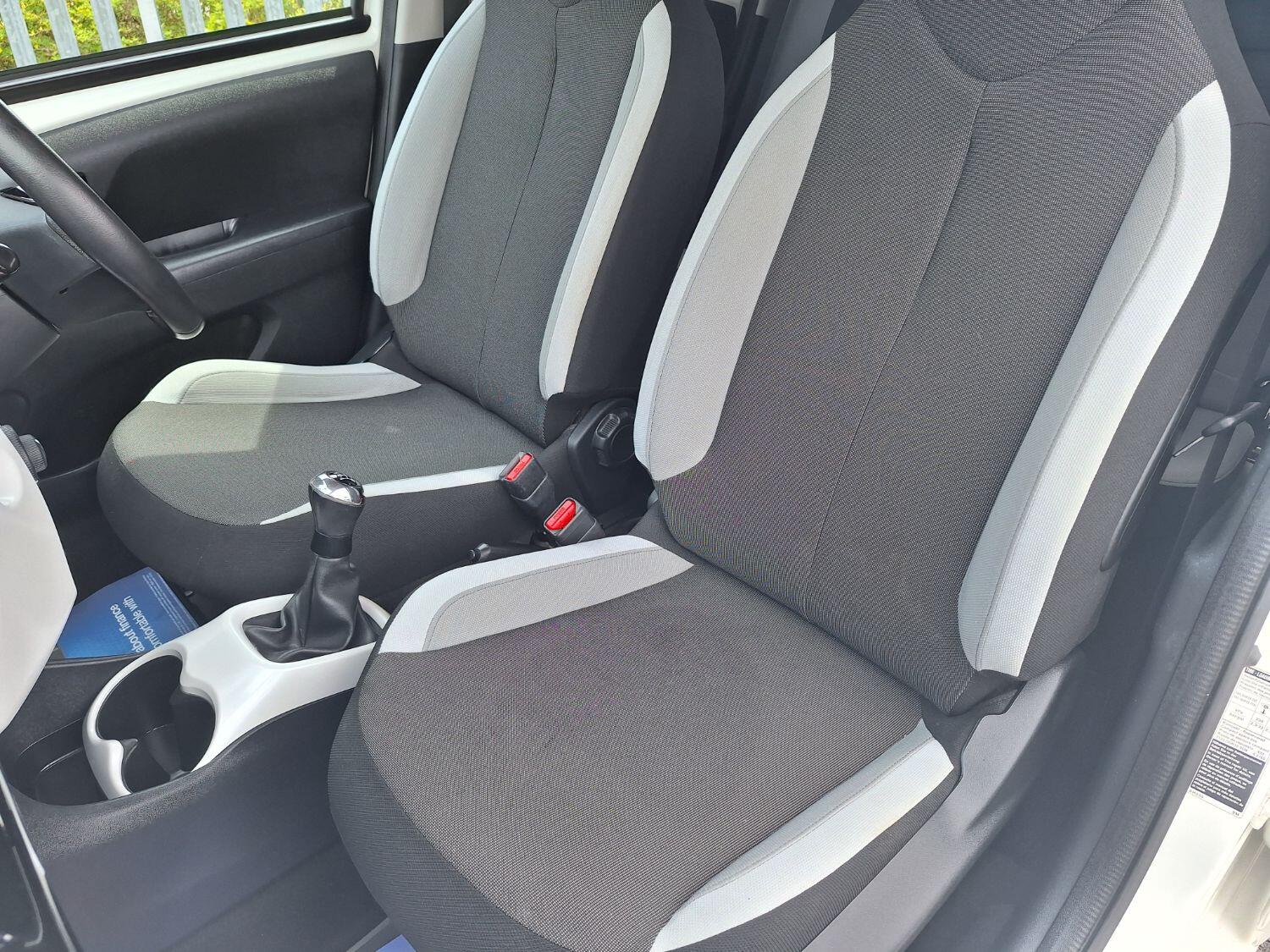 Used Toyota AYGO 2016 for sale - 76376912: Photo 42