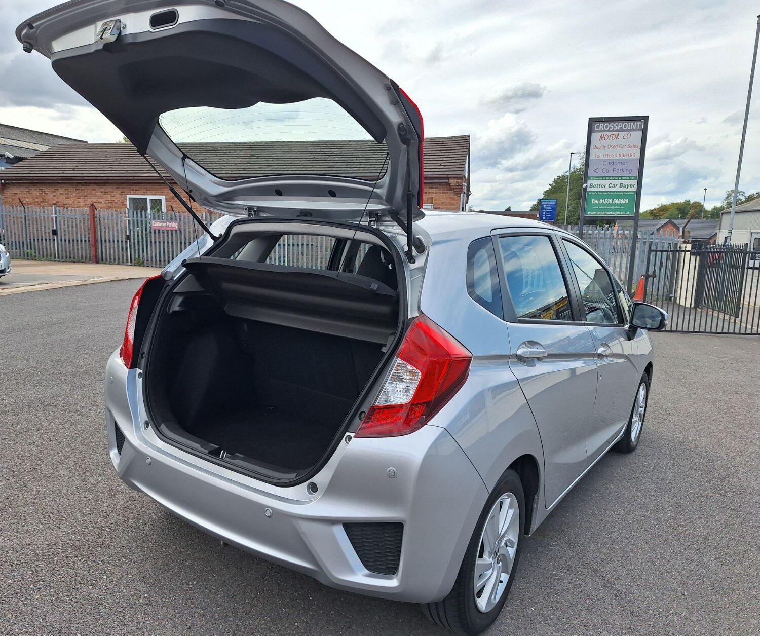 Used Honda Jazz 2017 for sale - 76579901: Photo 13