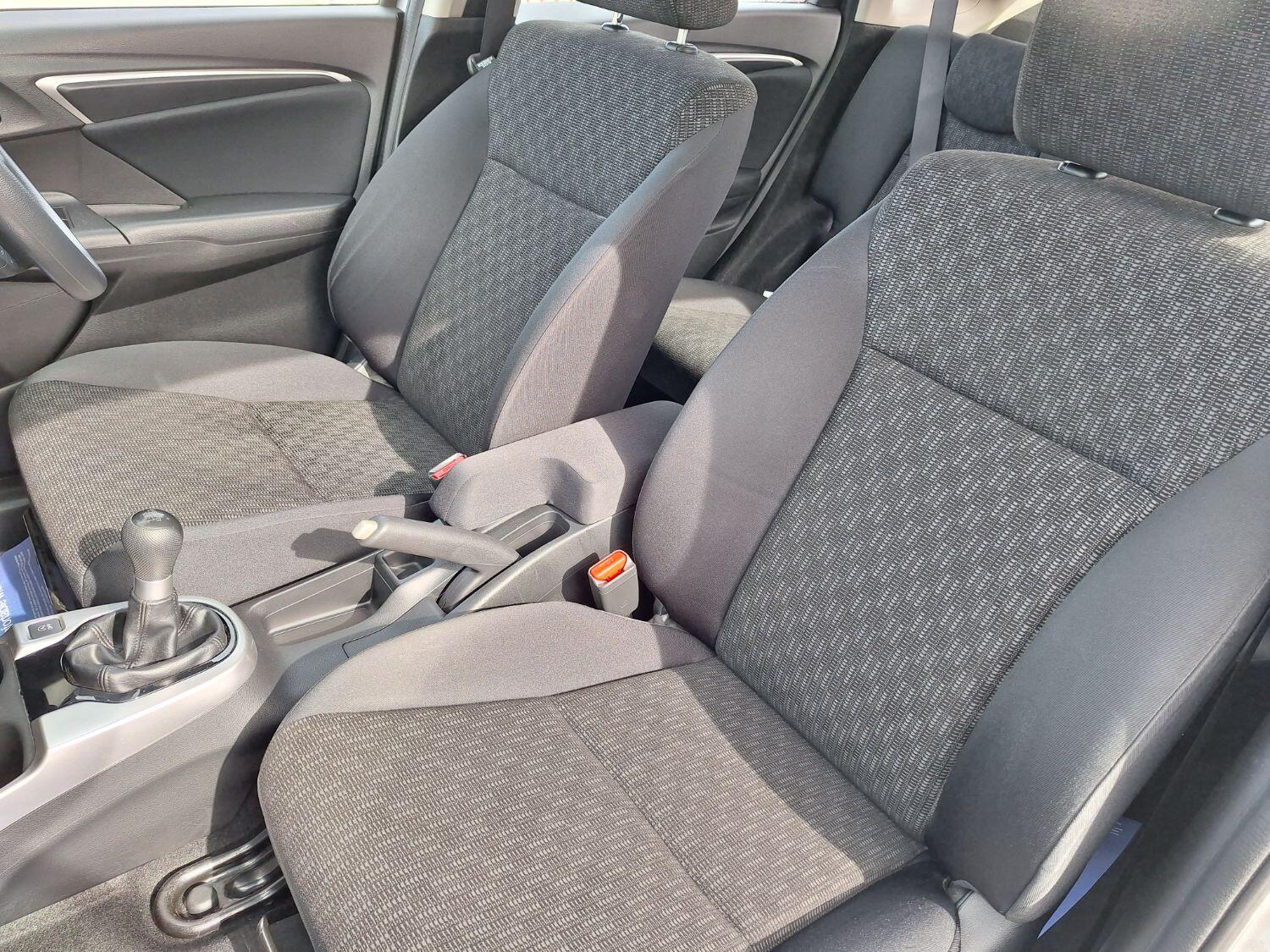 Used Honda Jazz 2017 for sale - 76579901: Photo 23