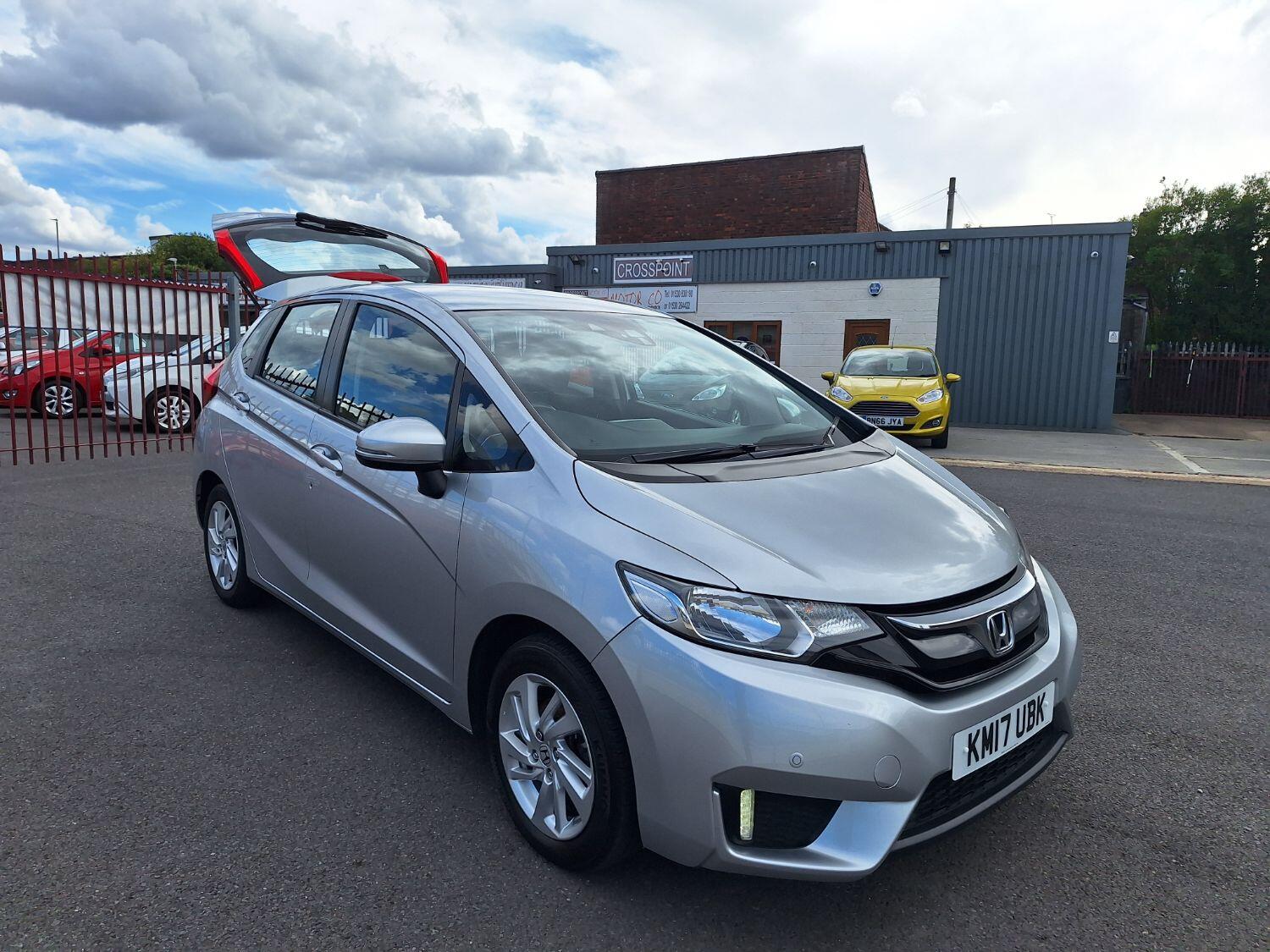 Used Honda Jazz 2017 for sale - 76579901: Photo 32