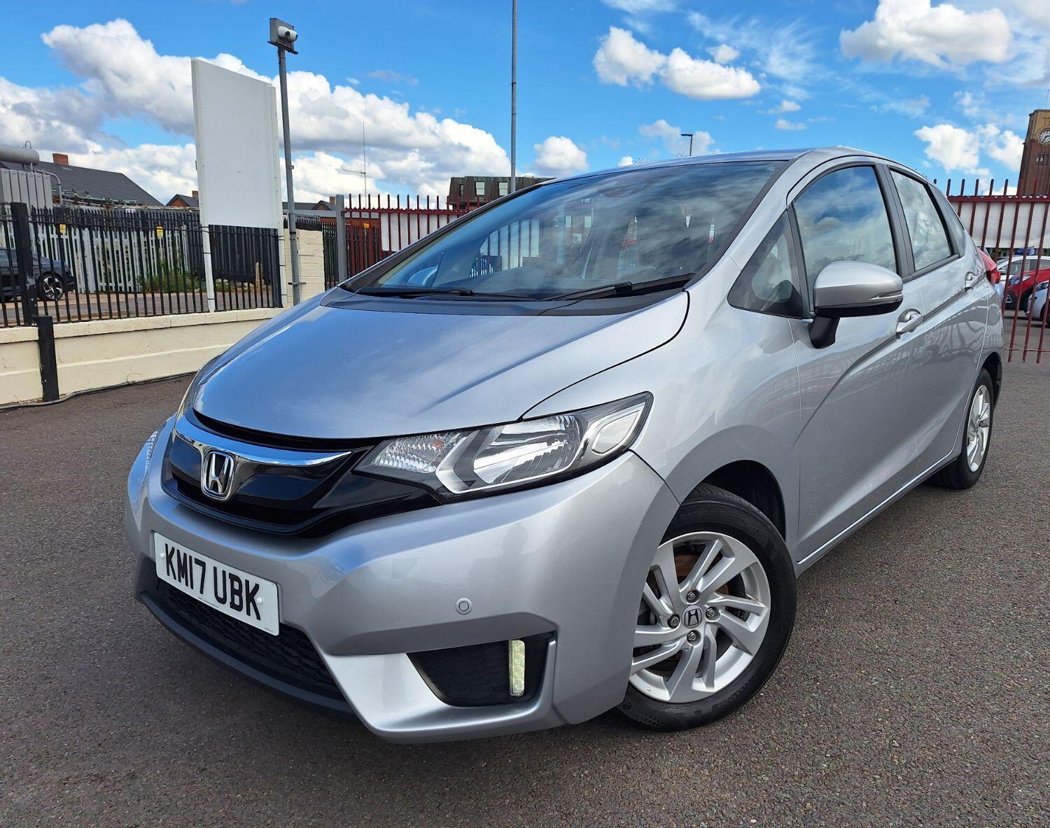 Used Honda Jazz 2017 for sale - 76579901: Photo 40