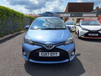 Used Toyota Yaris 2017 for sale - 75215690: Photo