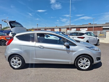 Used Ford Fiesta 2017 for sale - 78824471: Photo
