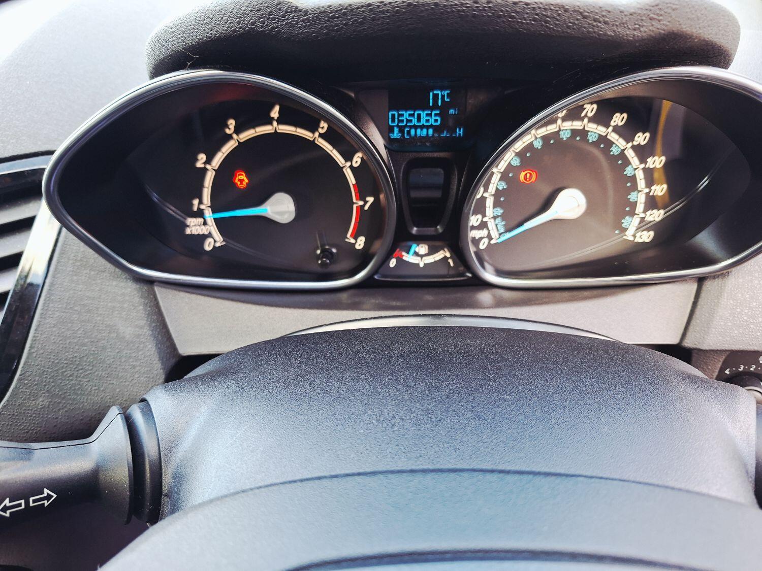 Used Ford Fiesta 2016 for sale - 76935257: Photo 9