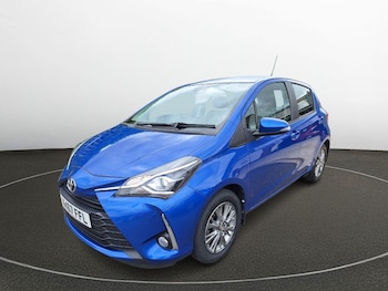 Used Toyota Yaris 2017 for sale - 75925166: Photo