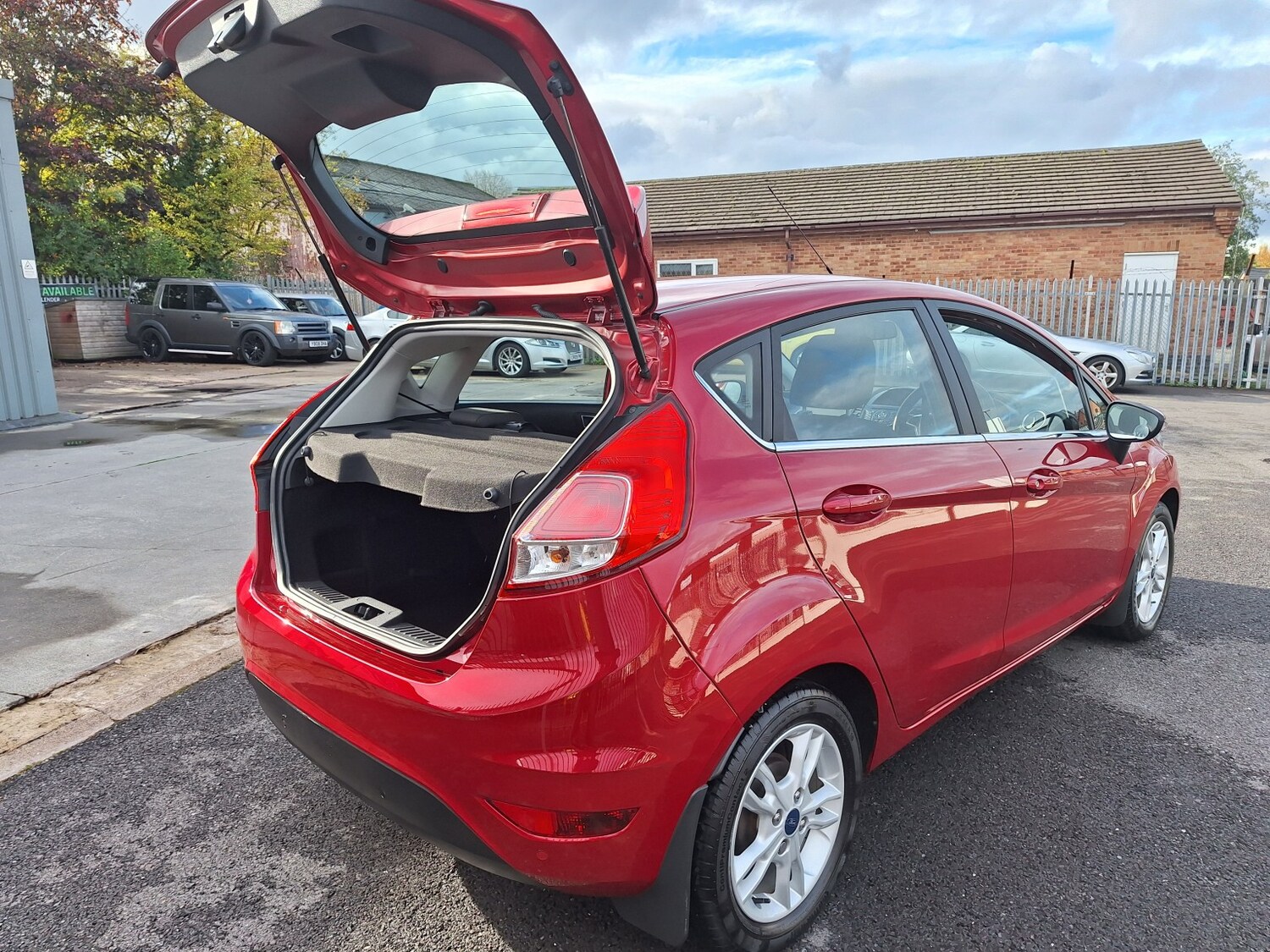 Used Ford Fiesta 2016 for sale - 76334718: Photo 30