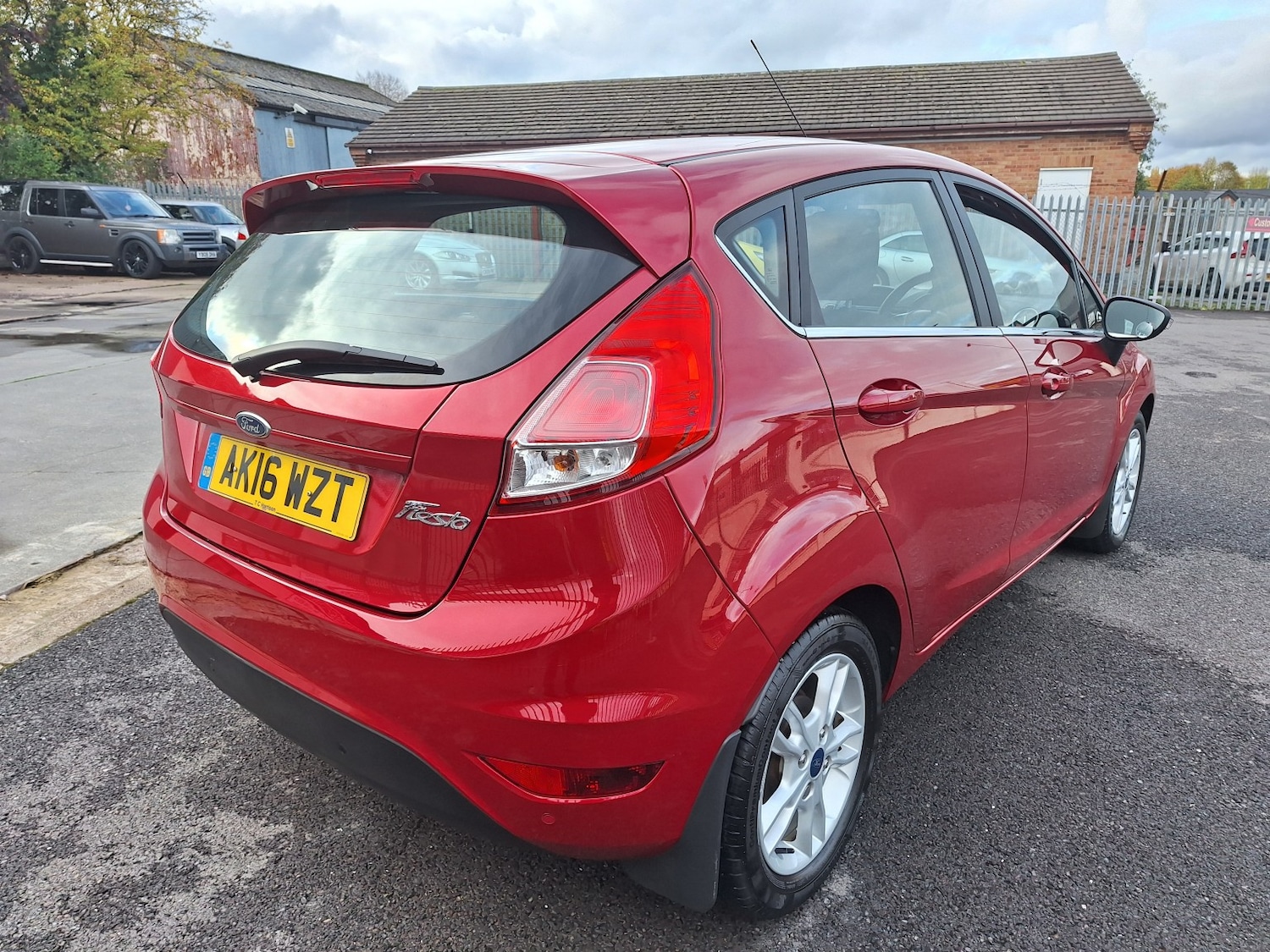 Used Ford Fiesta 2016 for sale - 76334718: Photo 9