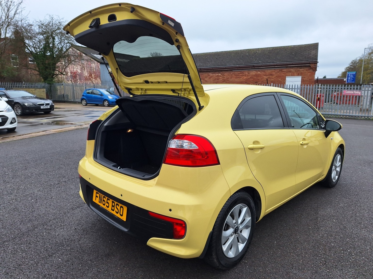 Used Kia Rio 2015 for sale - 77558500: Photo 32