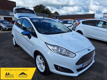 Used Ford Fiesta 2016 for sale - 79393105: Photo