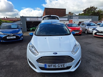 Used Ford Fiesta 2016 for sale - 79393105: Photo