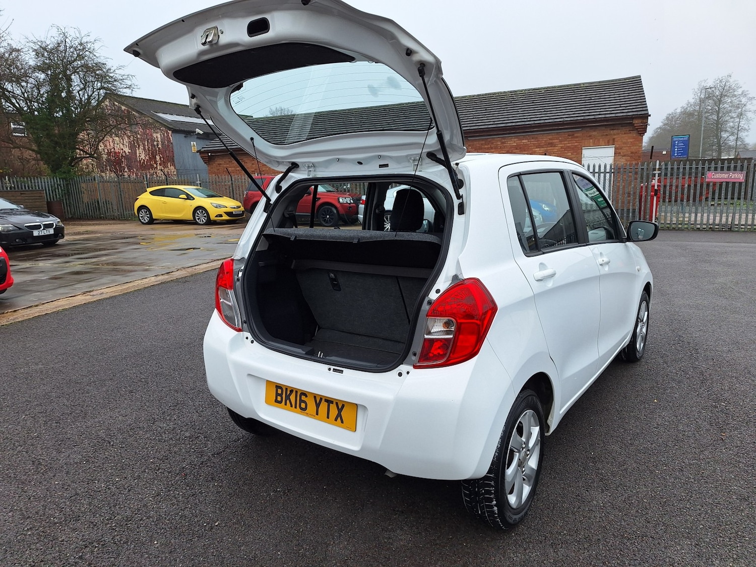 Used Suzuki Celerio 2016 for sale - 77020602: Photo 33
