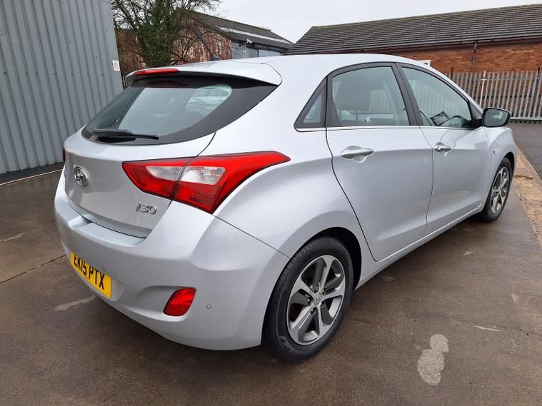 Used Hyundai i30 2015 for sale - 77687588: Photo 11