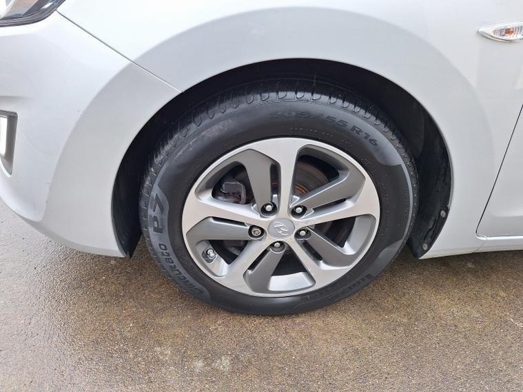 Used Hyundai i30 2015 for sale - 77687588: Photo 12