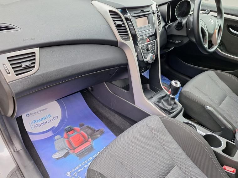 Used Hyundai i30 2015 for sale - 77687588: Photo 23