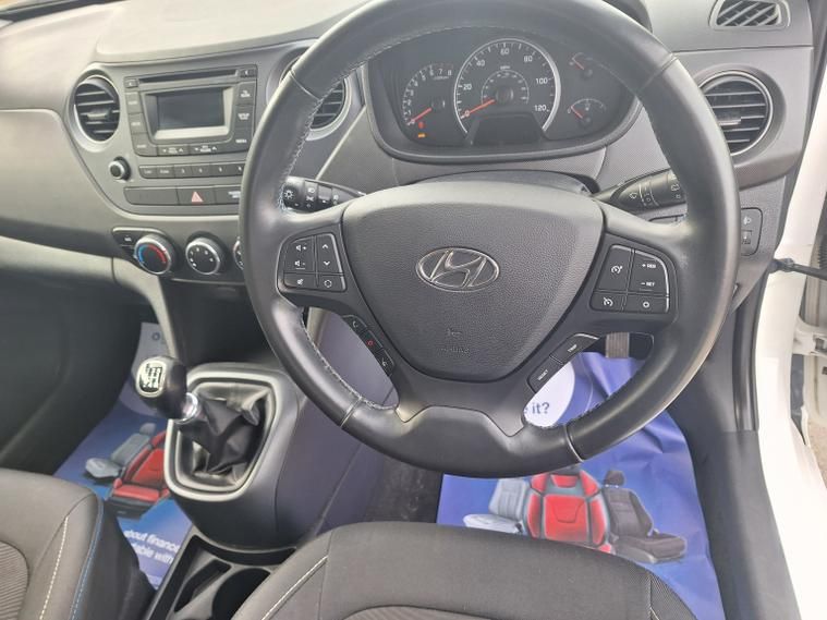 Used Hyundai i10 2016 for sale - 77687596: Photo 26