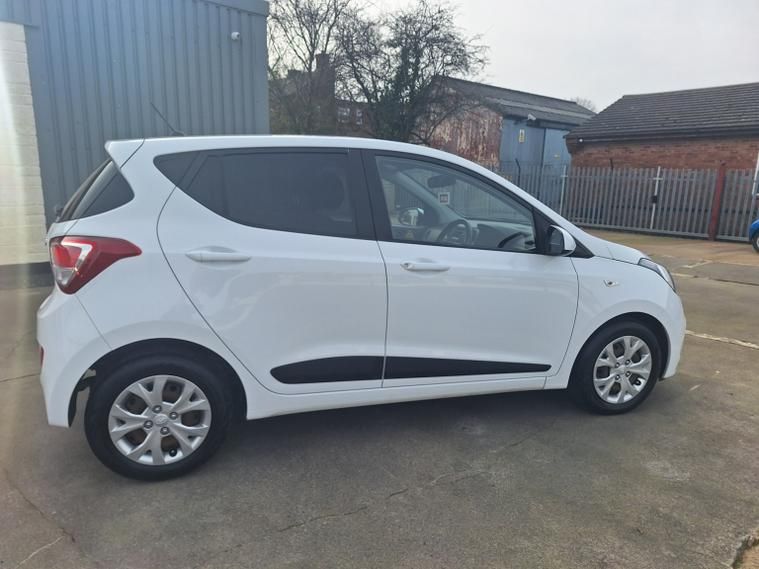 Used Hyundai i10 2016 for sale - 77687596: Photo 39