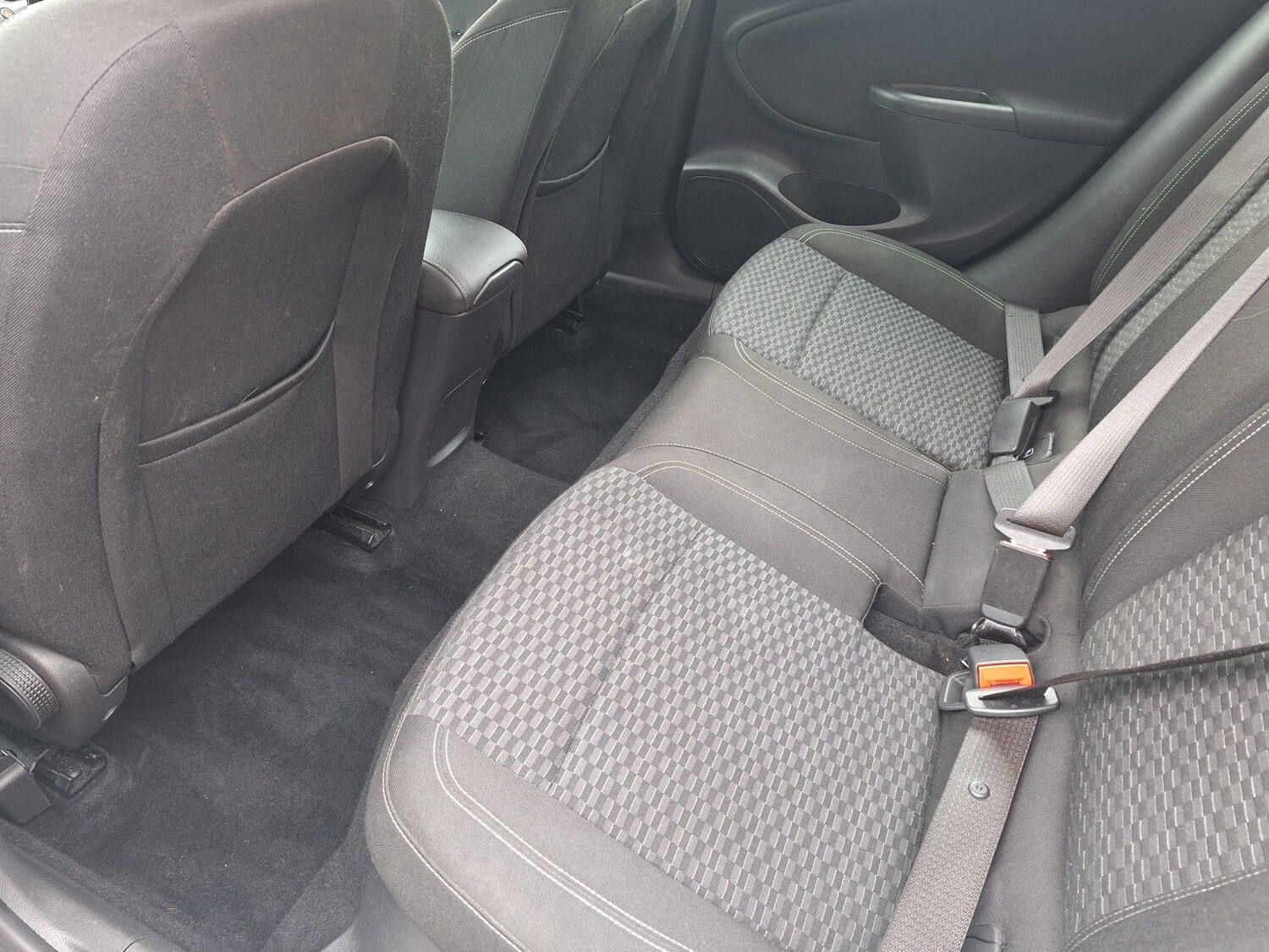 Used Vauxhall Astra 2016 for sale - 77810339: Photo 31