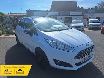 Used Ford Fiesta 2016 for sale - 78351300: Photo