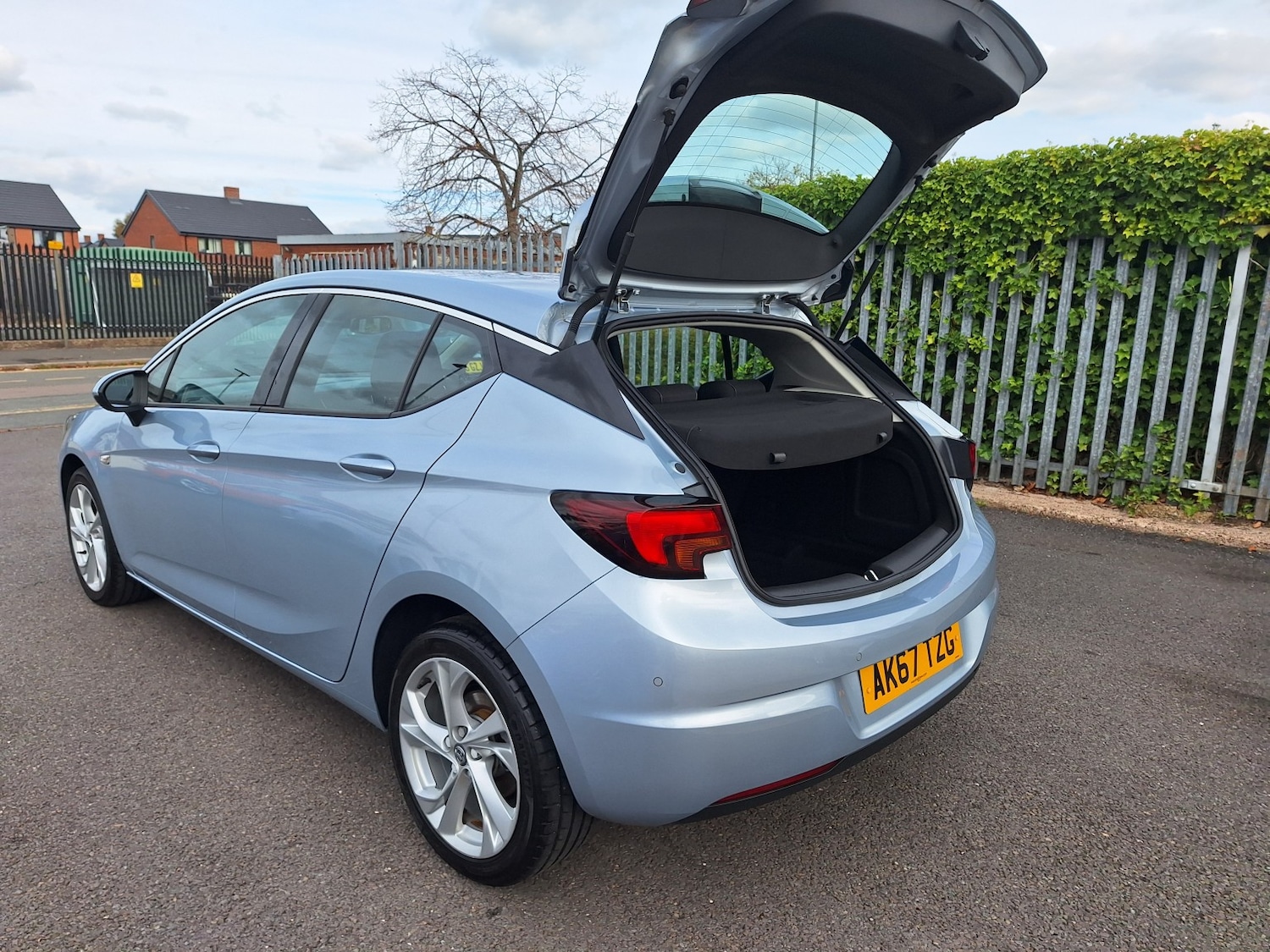 Used Vauxhall Astra 2017 for sale - 76397131: Photo 17