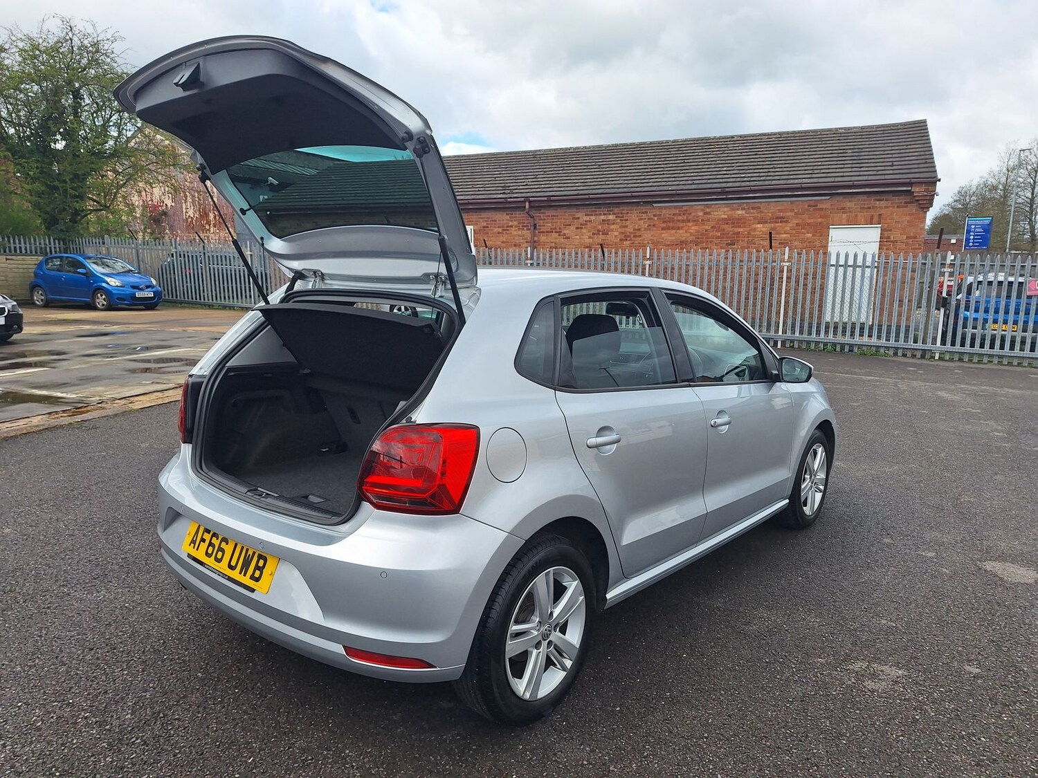 Used Volkswagen Polo 2016 for sale - 78088711: Photo 33