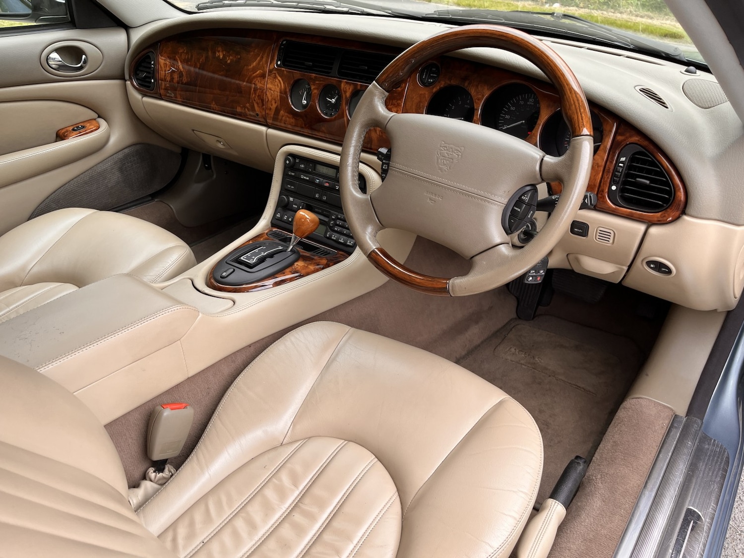 Used Jaguar XK8 2003 for sale - 77478162: Photo 12