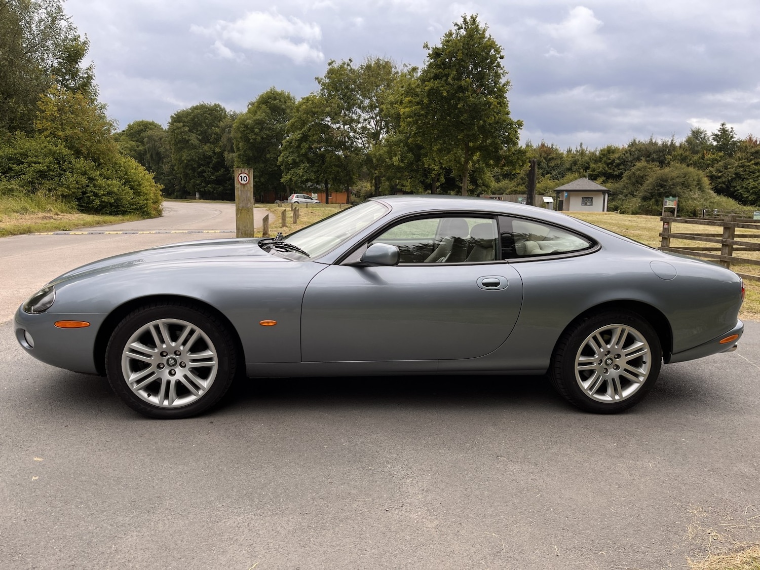 Used Jaguar XK8 2003 for sale - 77478162: Photo 9