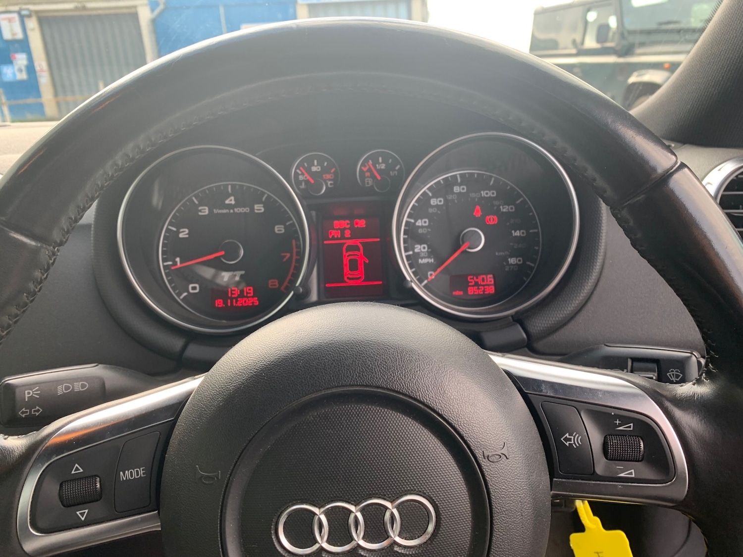 Used Audi TT 2010 for sale - 76626025: Photo 10
