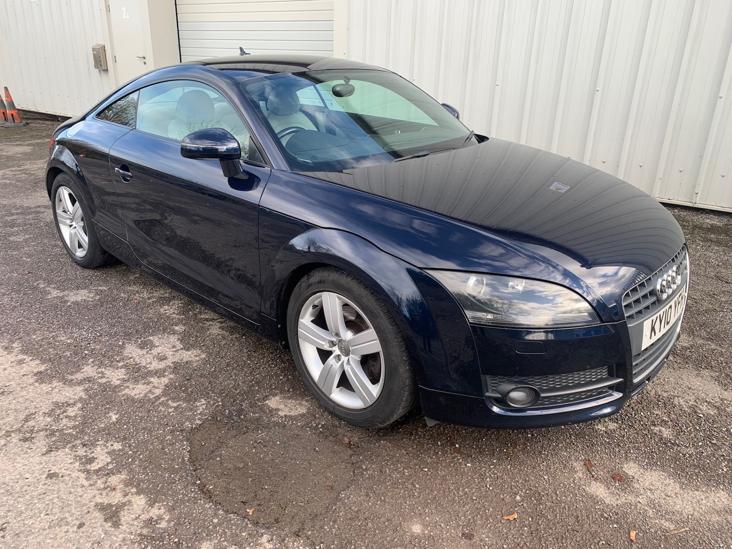 Used Audi TT 2010 for sale - 76626025: Photo 8