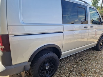 Used Volkswagen Transporter 2011 for sale - 75981791: Photo 2