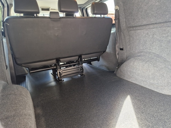 Used Volkswagen Transporter 2011 for sale - 75981791: Photo 3