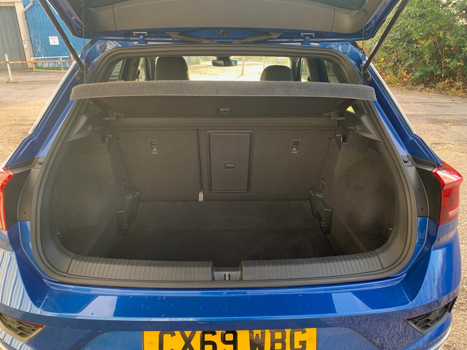 Used Volkswagen T-Roc 2019 for sale - 76637522: Photo 10