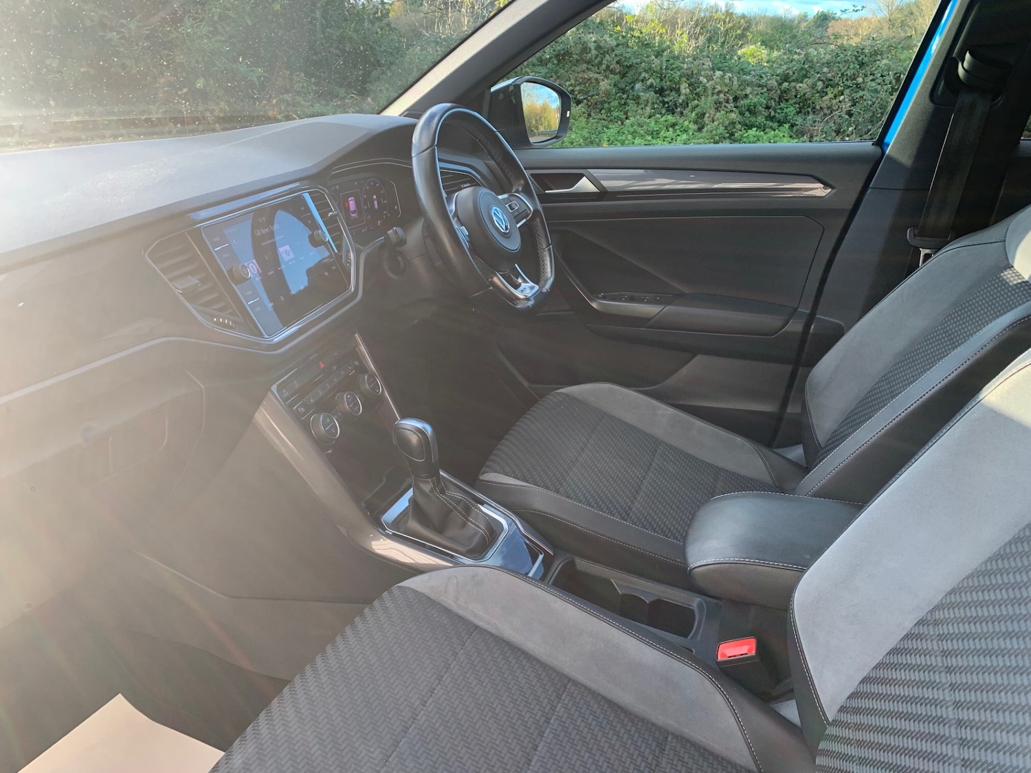 Used Volkswagen T-Roc 2019 for sale - 76637522: Photo 8