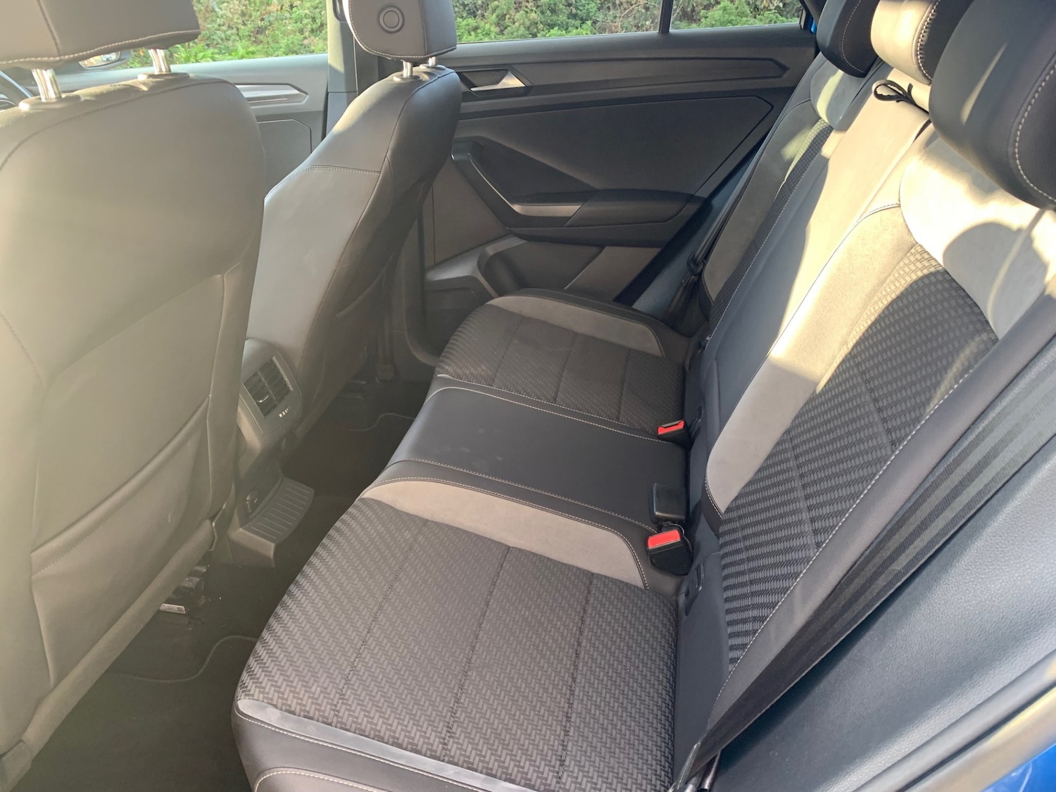 Used Volkswagen T-Roc 2019 for sale - 76637522: Photo 9