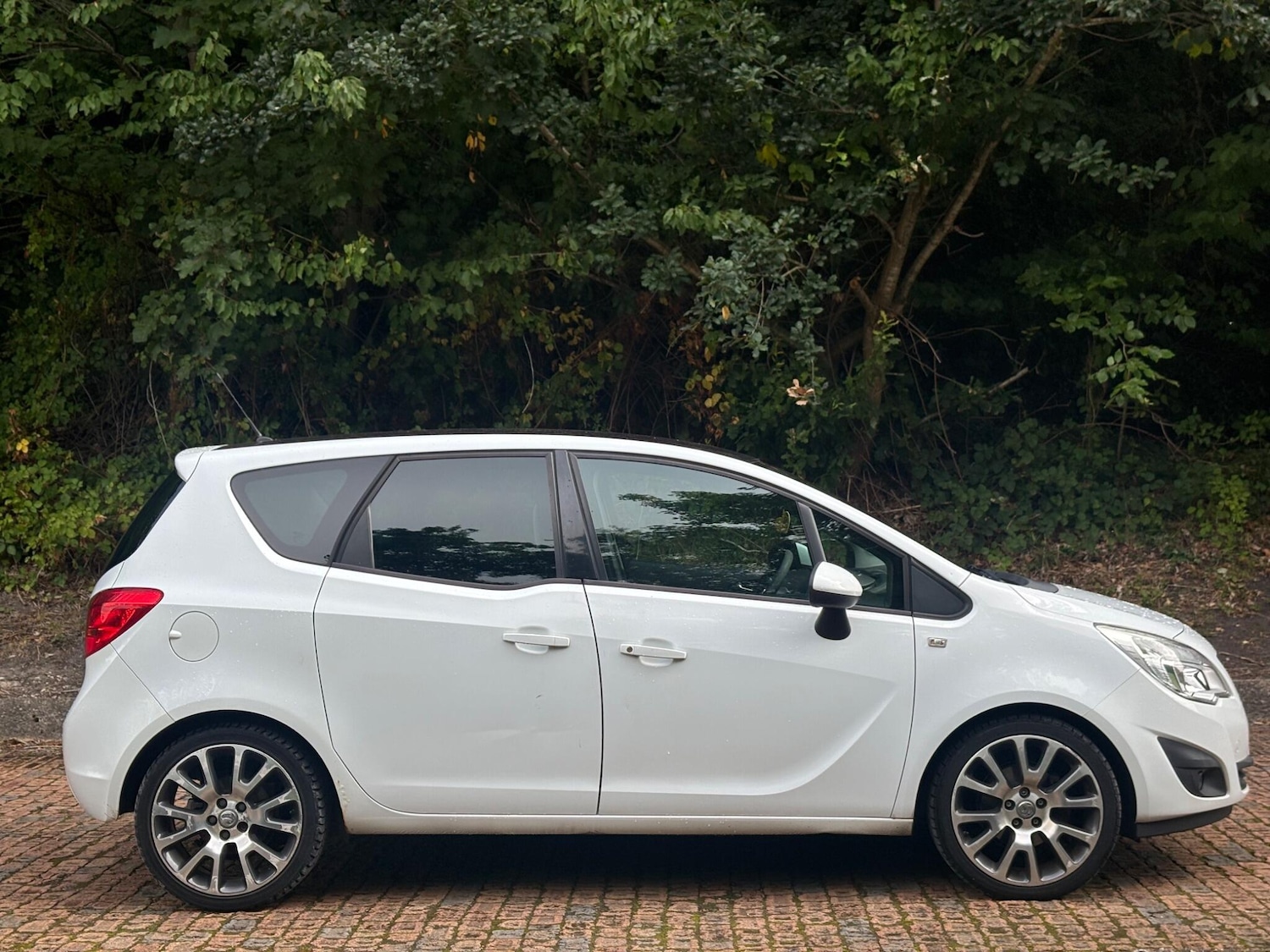 Used Vauxhall Meriva 2011 for sale - 76987628: Photo 5