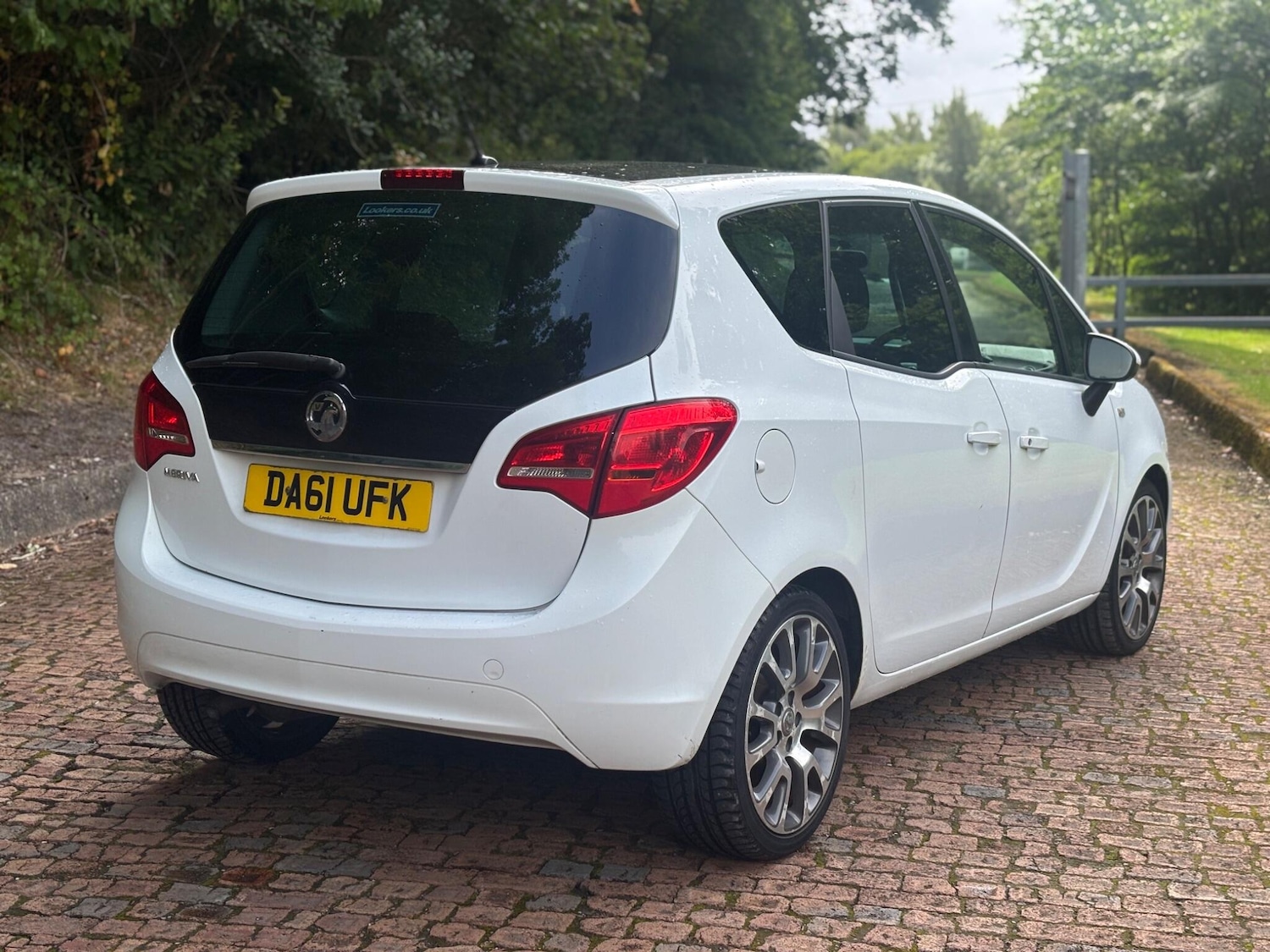 Used Vauxhall Meriva 2011 for sale - 76987628: Photo 6