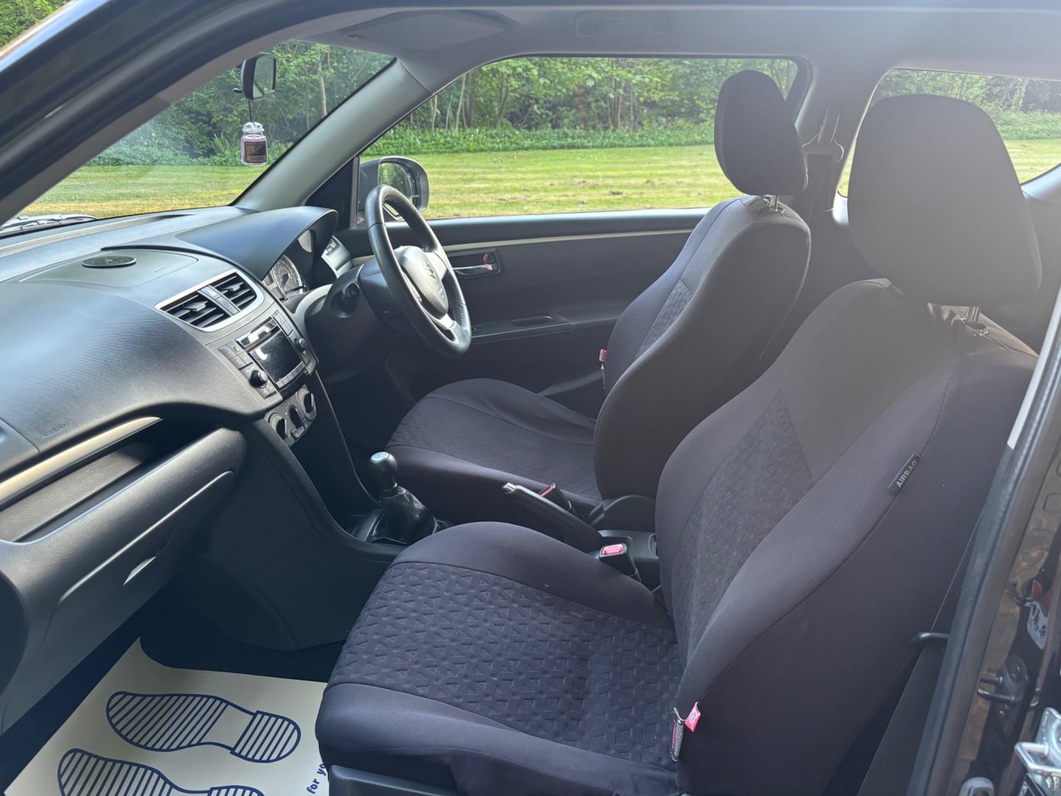 Used Suzuki Swift 2011 for sale - 76584084: Photo 19