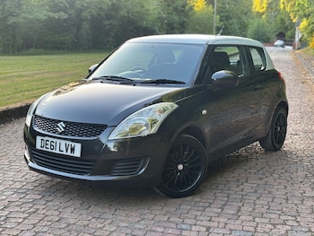 Used Suzuki Swift 2011 for sale - 76584084: Photo