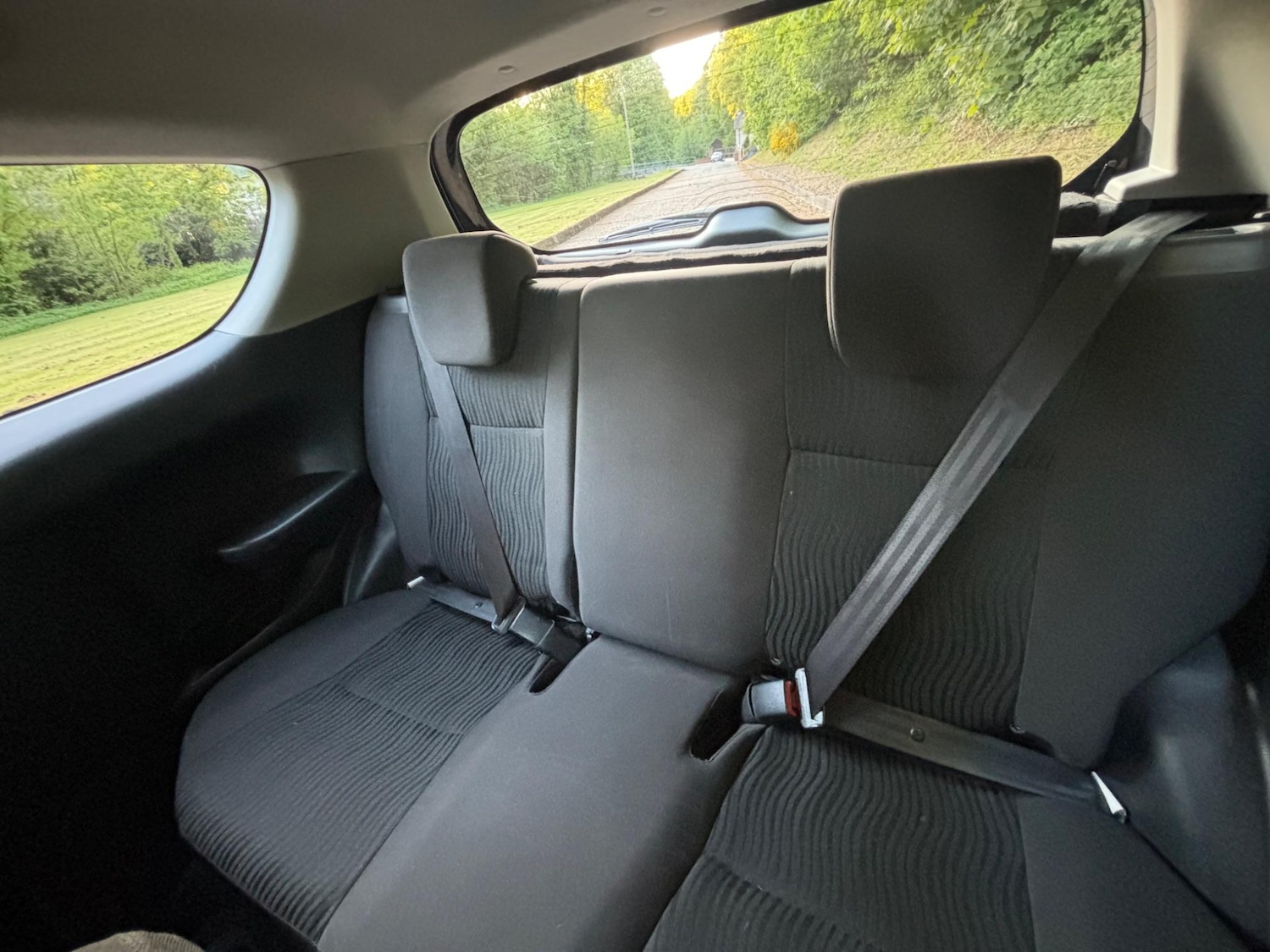 Used Suzuki Swift 2011 for sale - 76584084: Photo 20